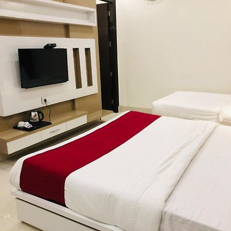 Hotel Blessing Bells, Fāzilka Εξωτερικό φωτογραφία