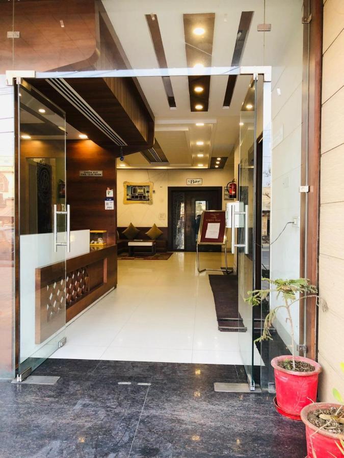 Hotel Blessing Bells, Fāzilka Εξωτερικό φωτογραφία